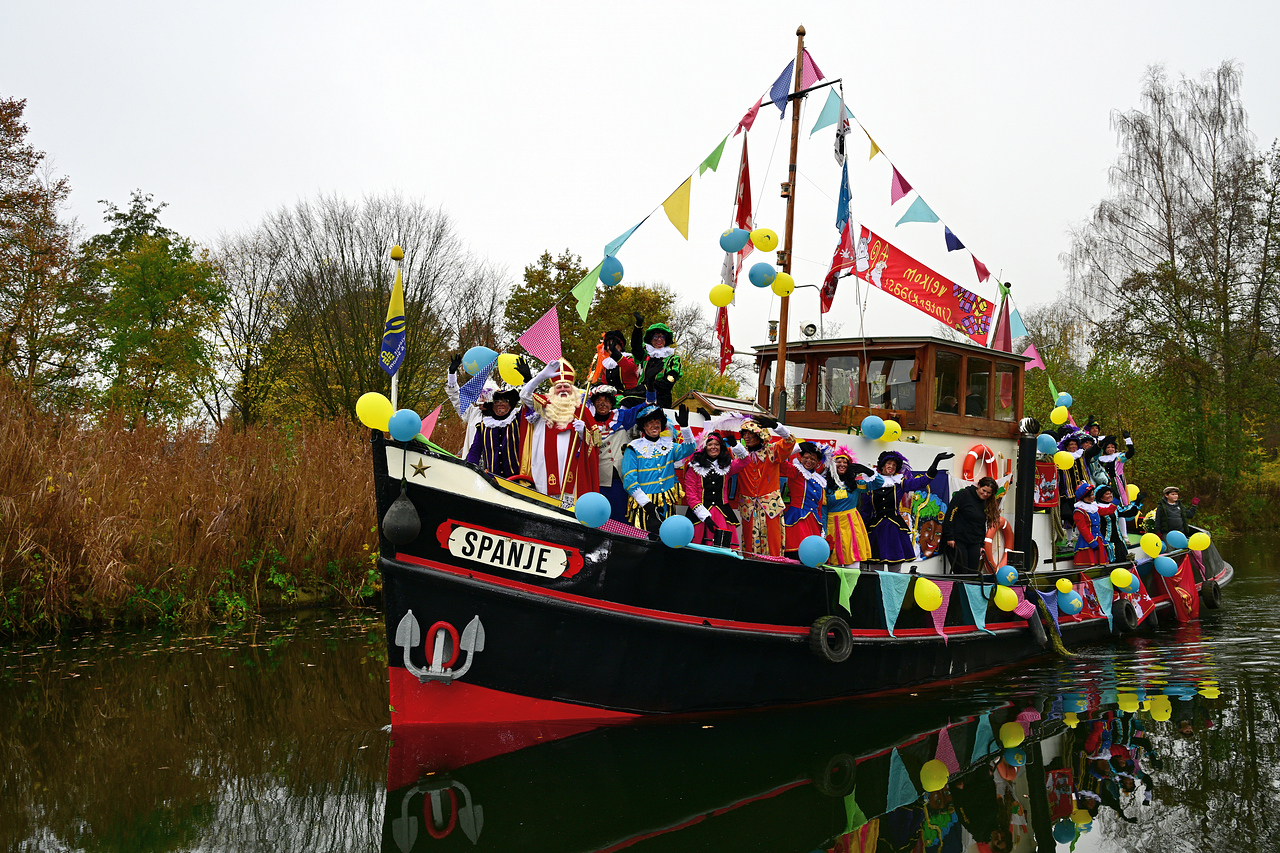 Intocht Sinterklaas Aarle-Rixtel, foto 15