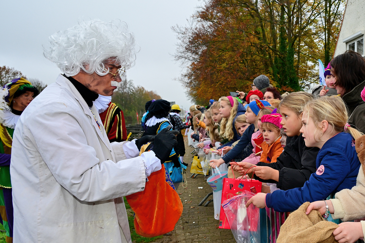 Intocht Sinterklaas Aarle-Rixtel, foto 27