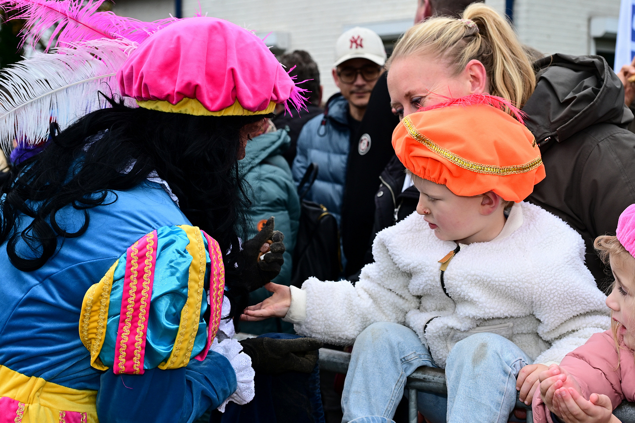 Intocht Sinterklaas Aarle-Rixtel, foto 41