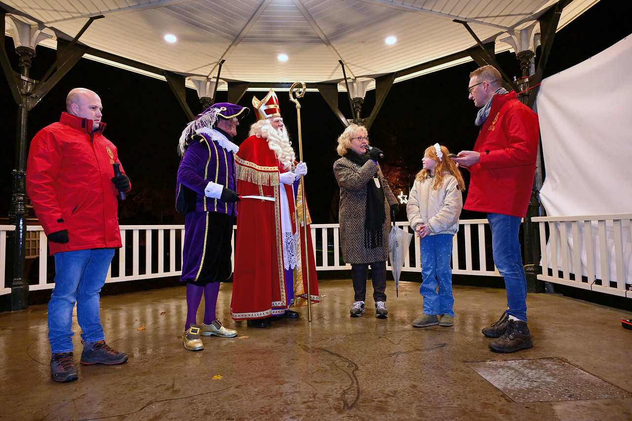 Uittocht Sinterklaas Aarle-Rixtel, foto 1