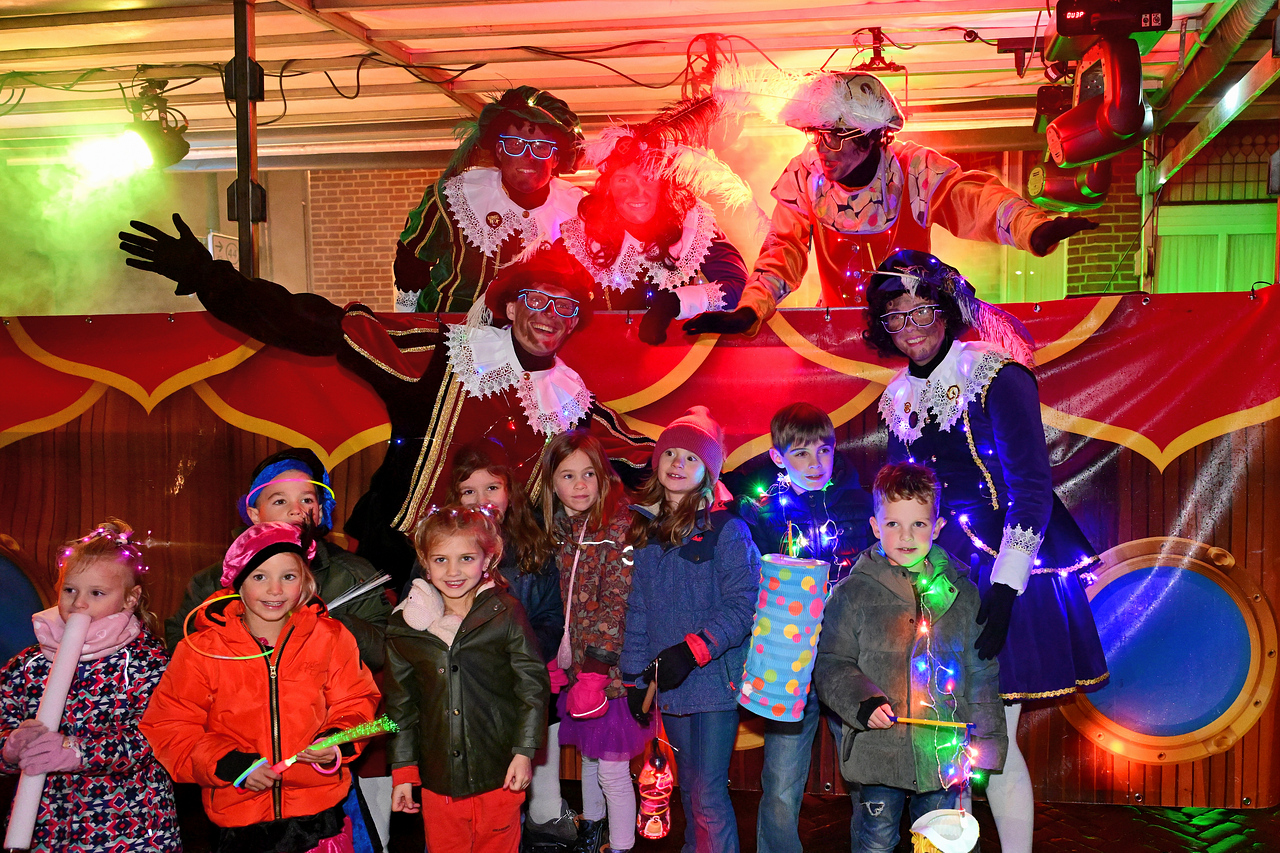 Uittocht Sinterklaas Aarle-Rixtel, foto 7