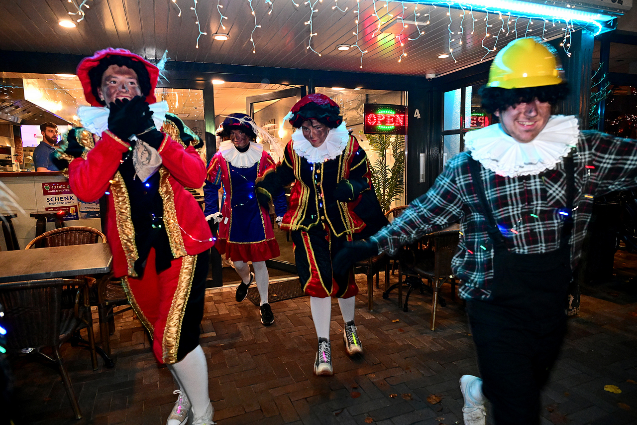 Uittocht Sinterklaas Aarle-Rixtel, foto 9